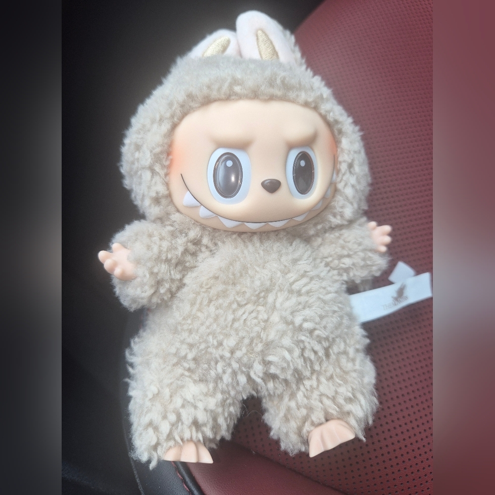 Toffee- Labubu Exciting Macaron